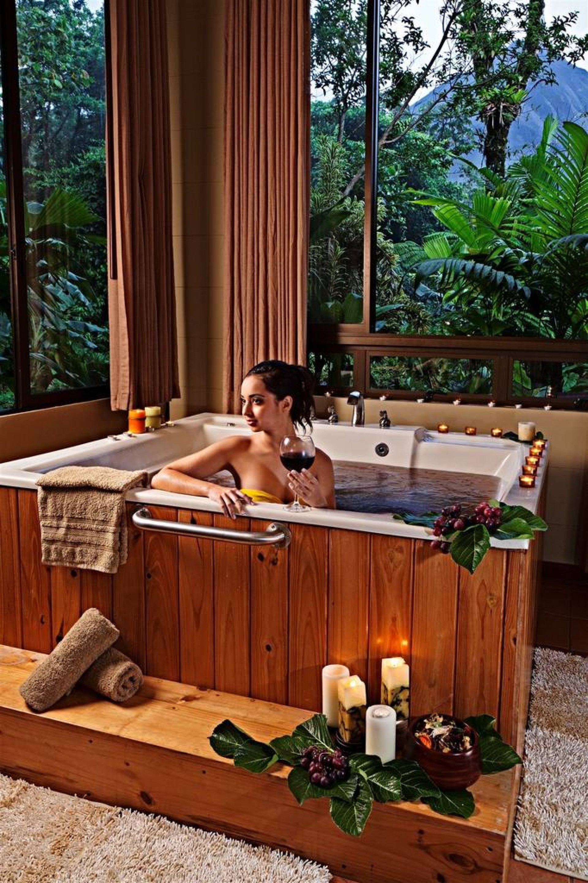 jacuzzi-hab.jpg.1024x0_v6Hxs.jpg