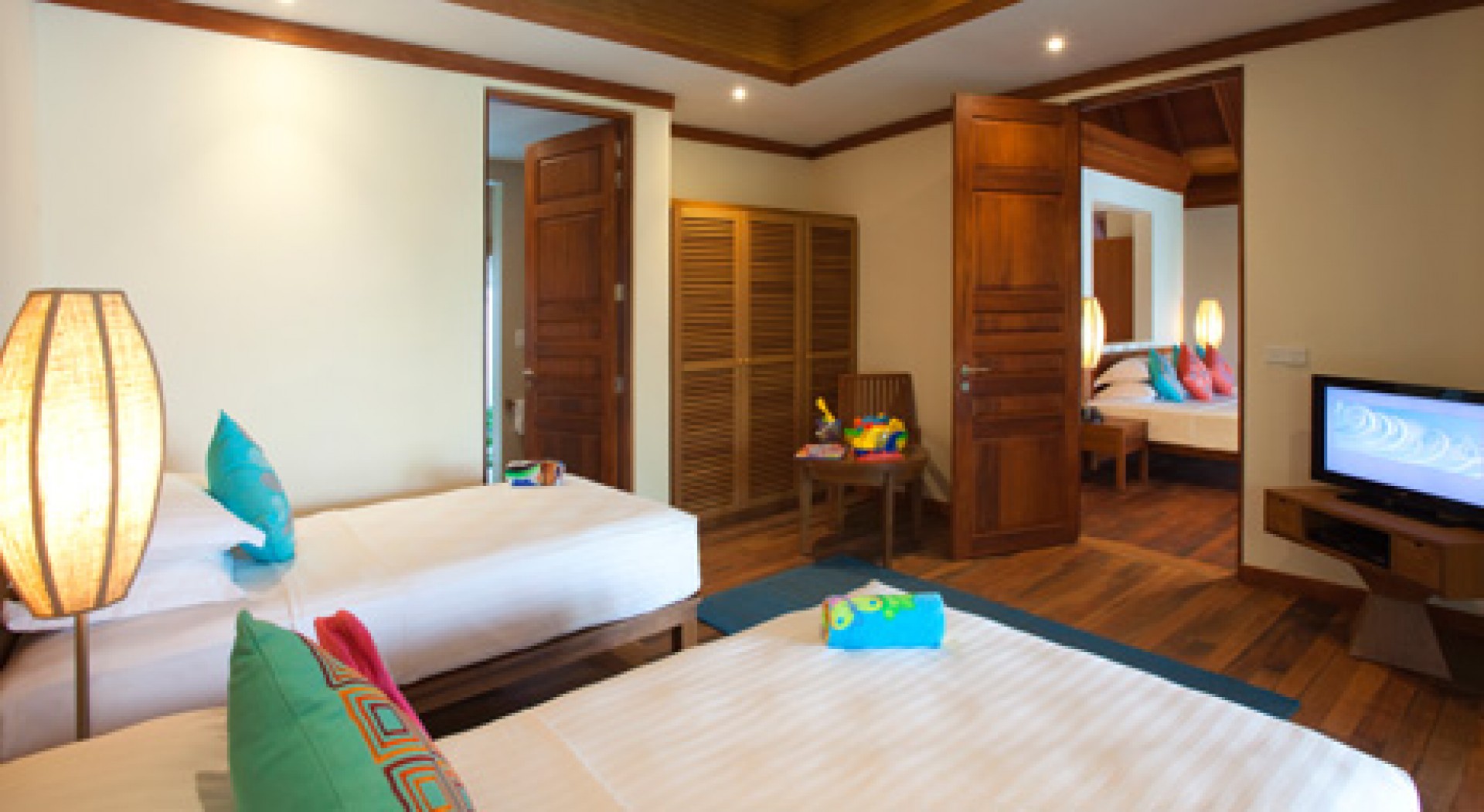 Anantara_Dhigu_Family_Offer-753_ttXml.jpg