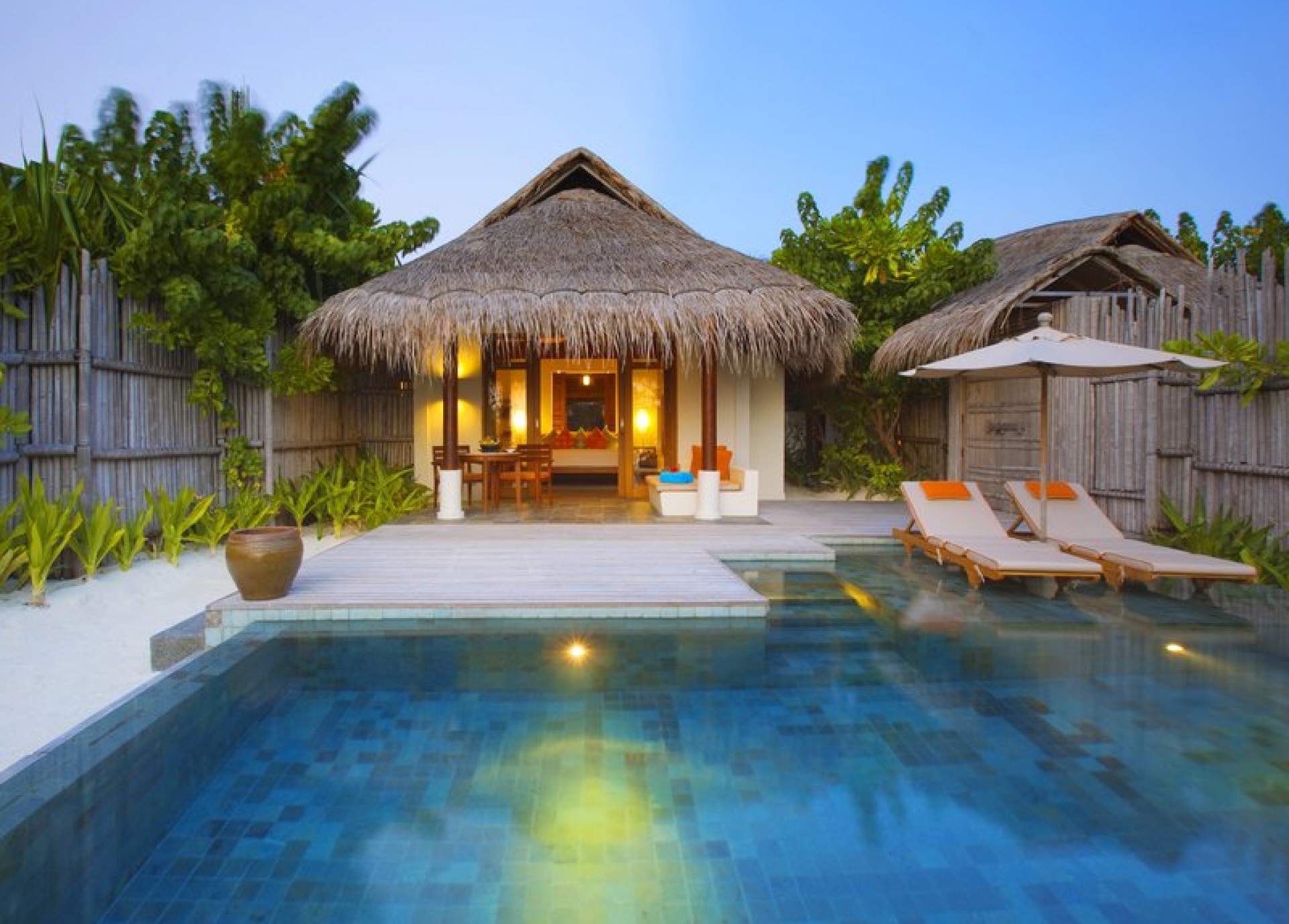 Anantara_Pool_Villa_P_EgCuA.jpg