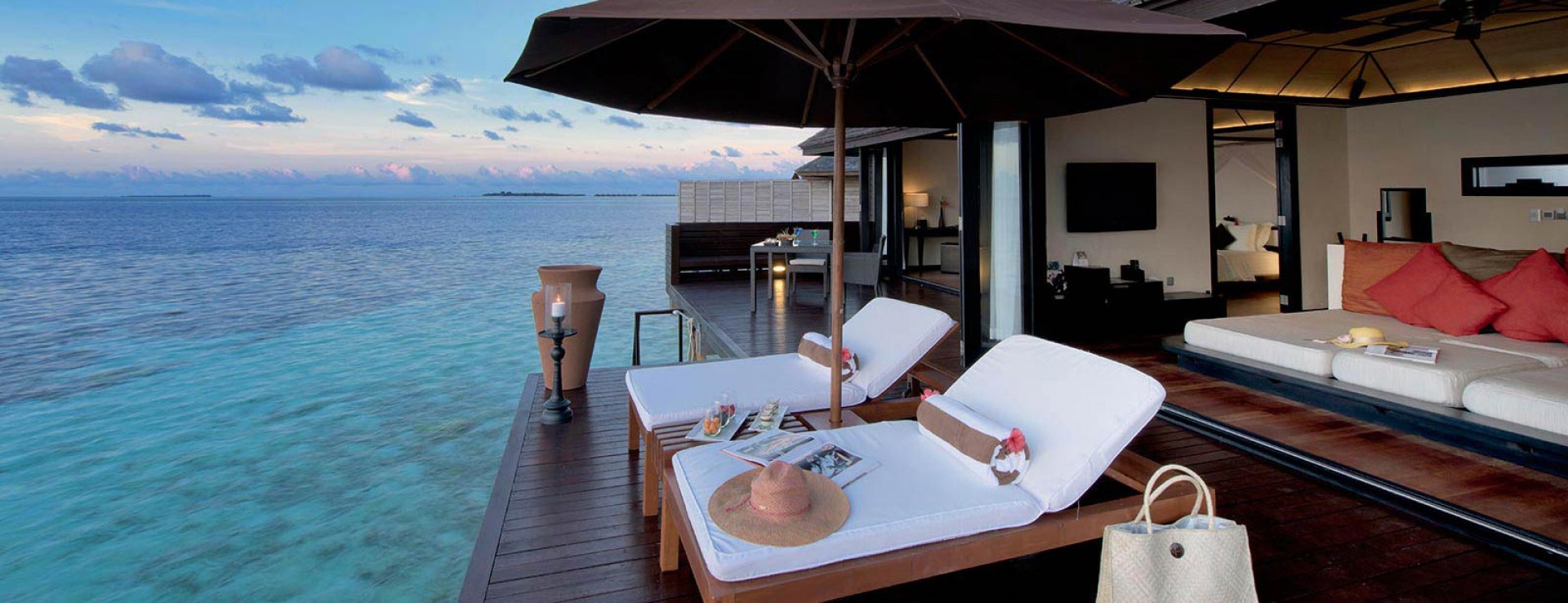 Deluxe-Water-Villa_4JD2o.jpg