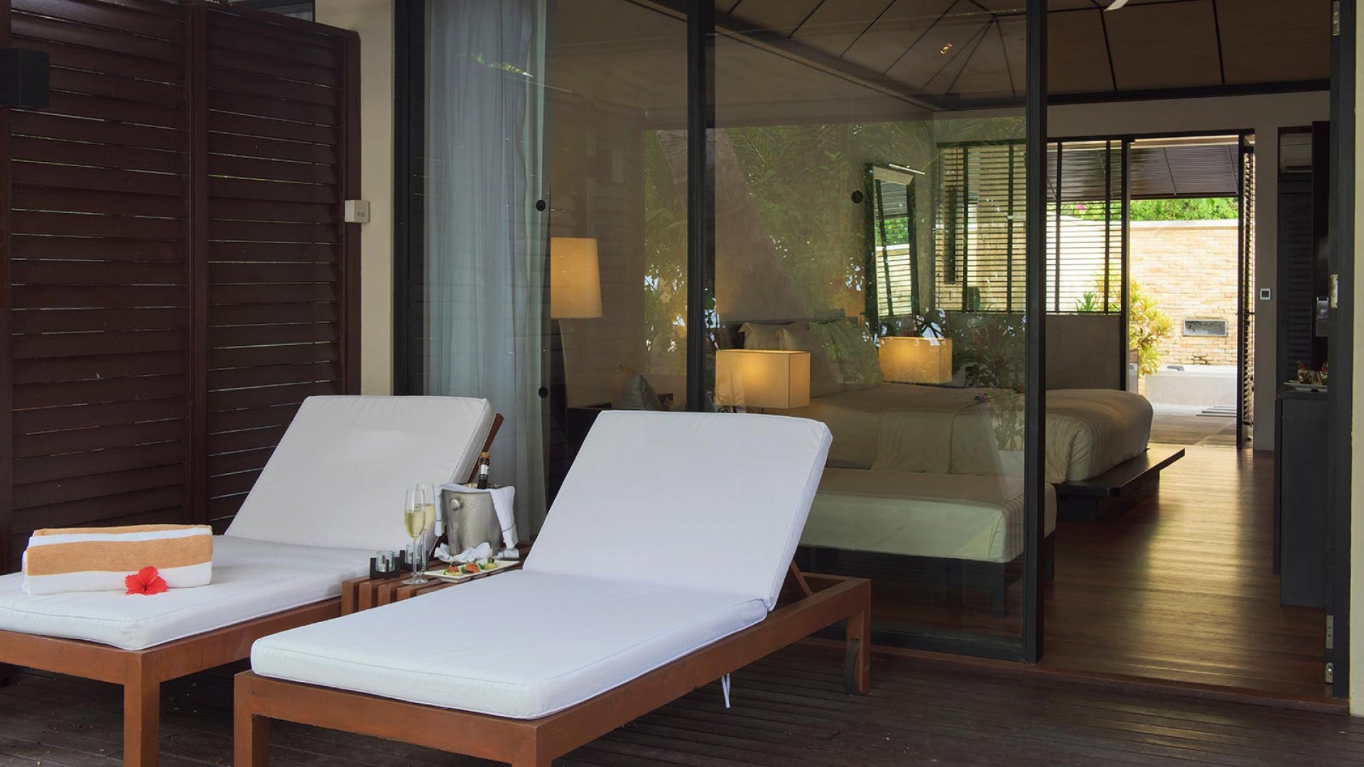 Lily_Beach_Beach_Villa_8_O4iWx.jpg