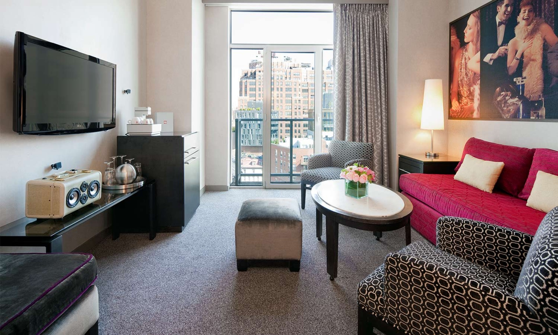 Manhattan-Suite-Livingroom1_WAMDD.jpg