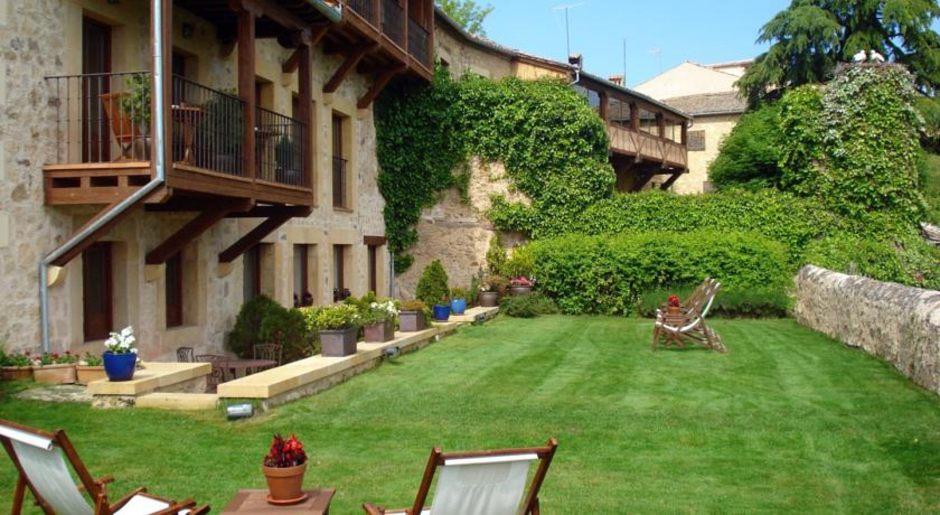 Segovia-con-niños-jardin_amacas_53Hpy.jpg