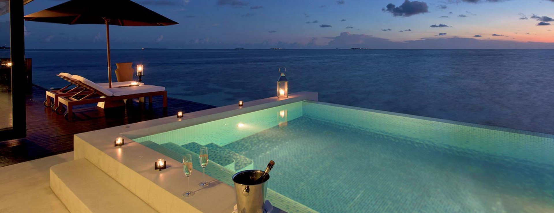 Sunset-Water-Villa_jfwxt.jpg