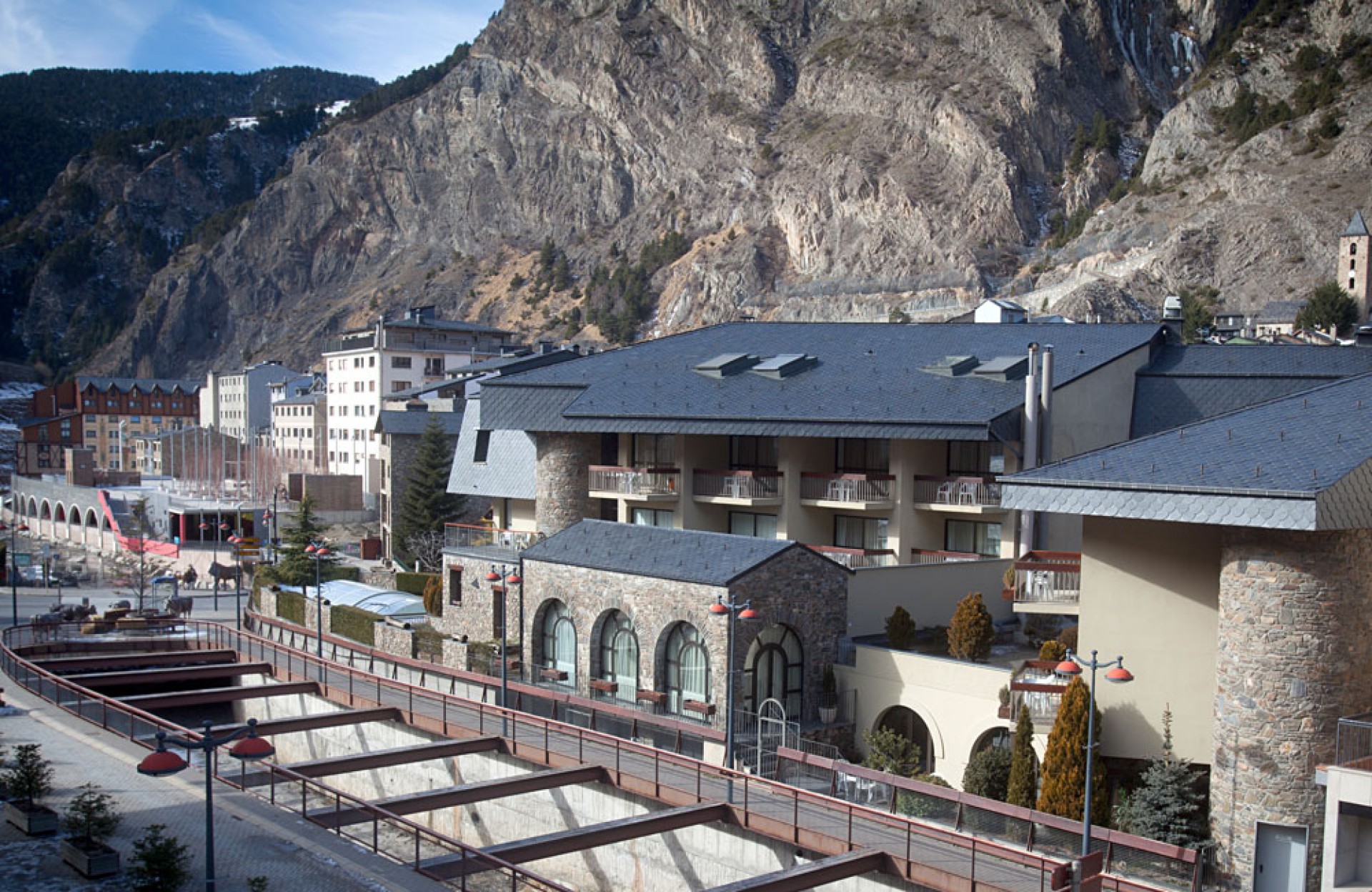exterior-001_k3dsi.jpg