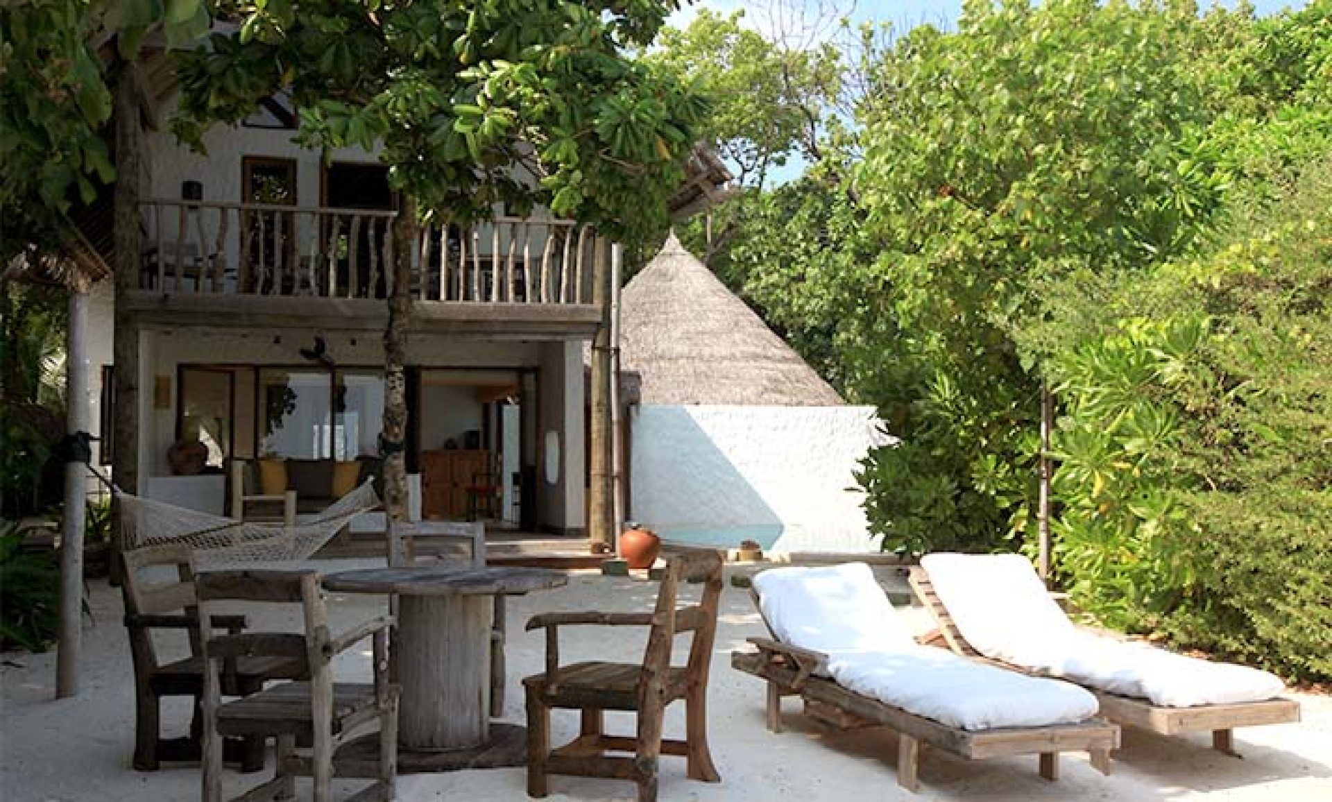 front-view-of-crusoe-suite-2-bedroom-with-pool-no-model_267_701_w6mh2.jpg