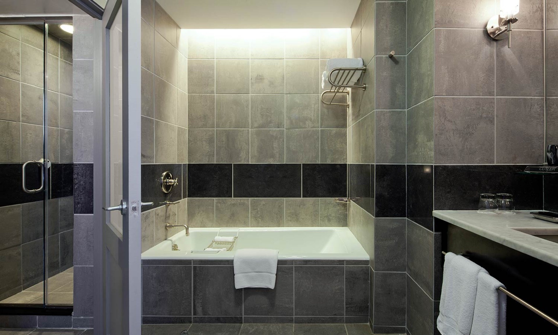 gvh-mp-manhattansuite-0041_HKh7f.jpg