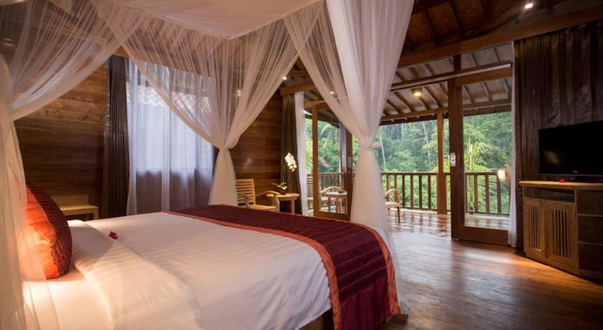 hotel-bali_TQ3YE.jpg