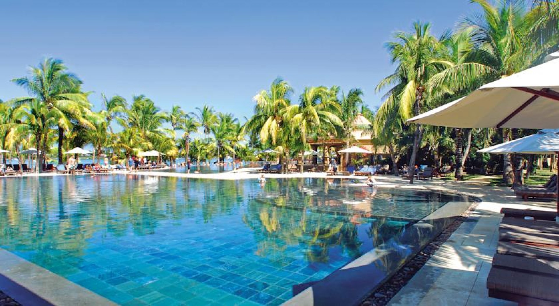 hotel-familiar-mauricio_ItOvz.jpg