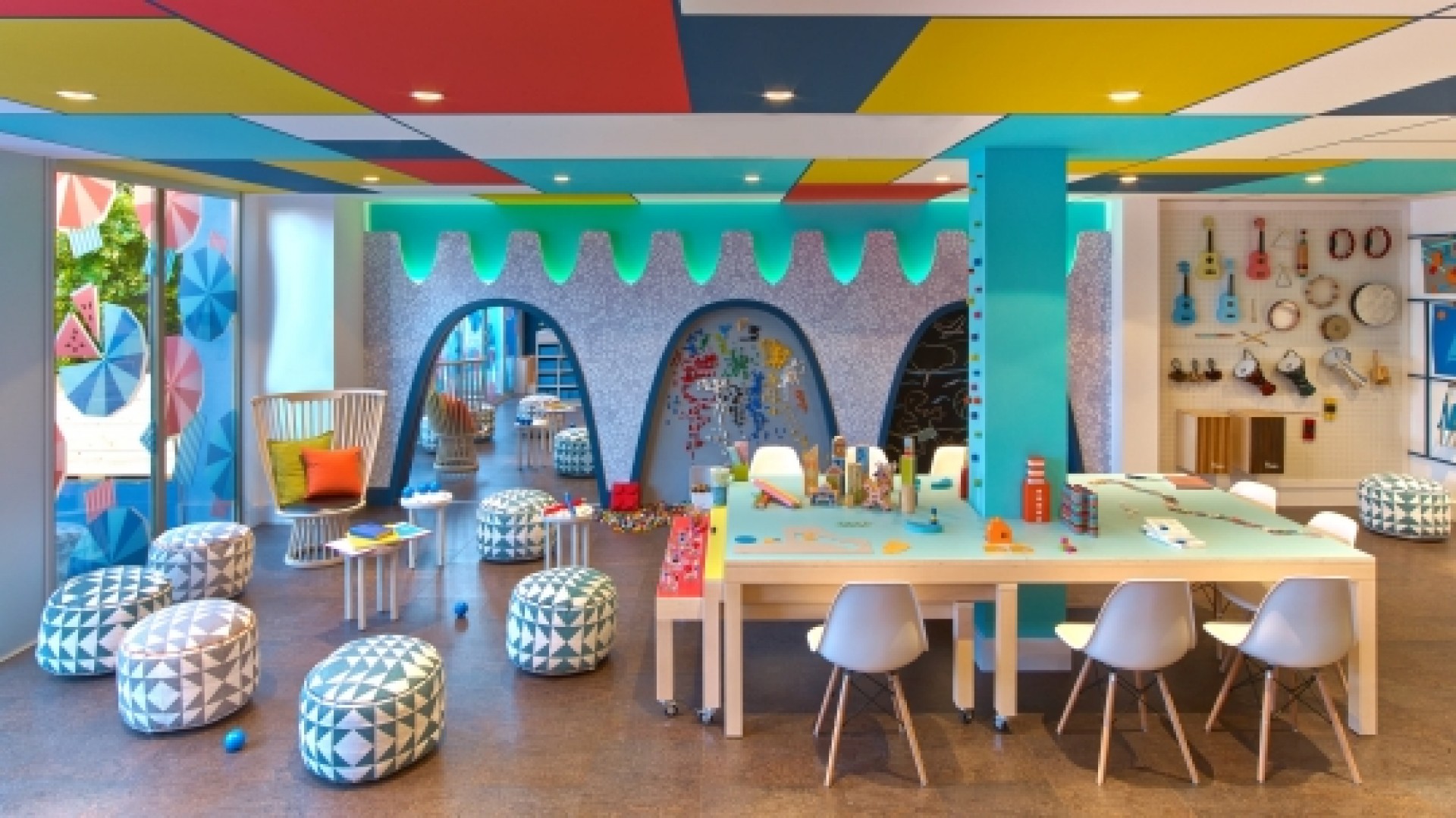 mer3037ag-162489-LM-Ra-Kids-Club-1_0YVEZ.jpg