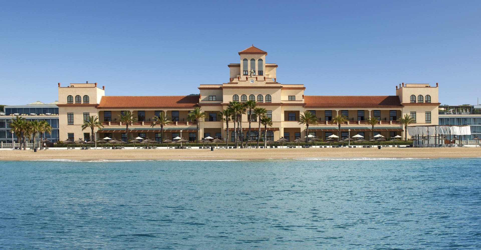 mer3037ex-137568-Hotel_Exterior_vtnxG.jpg