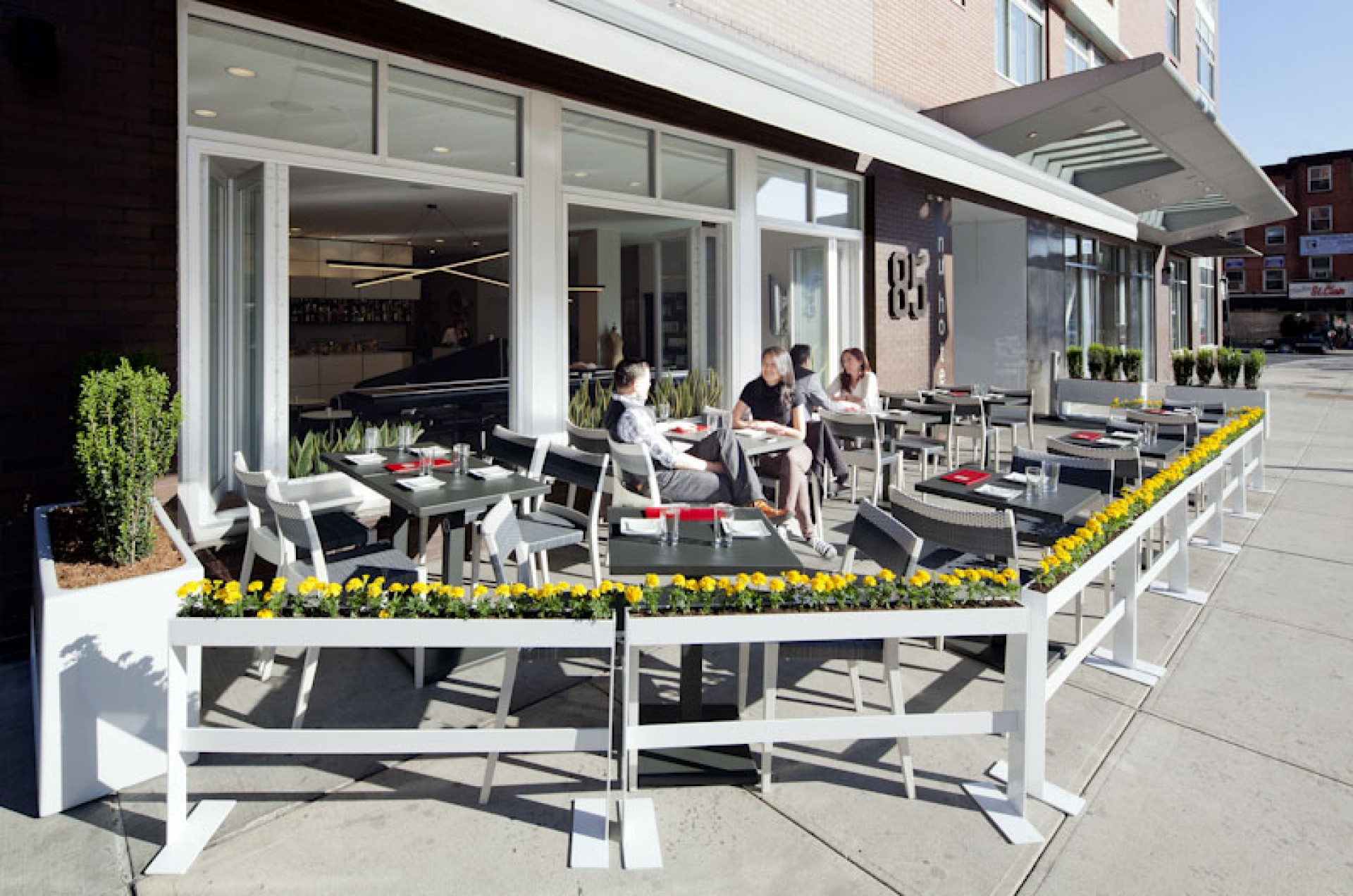 nu_hotel_brooklyn_Bar_exterior_daytime_1KhJK.jpg