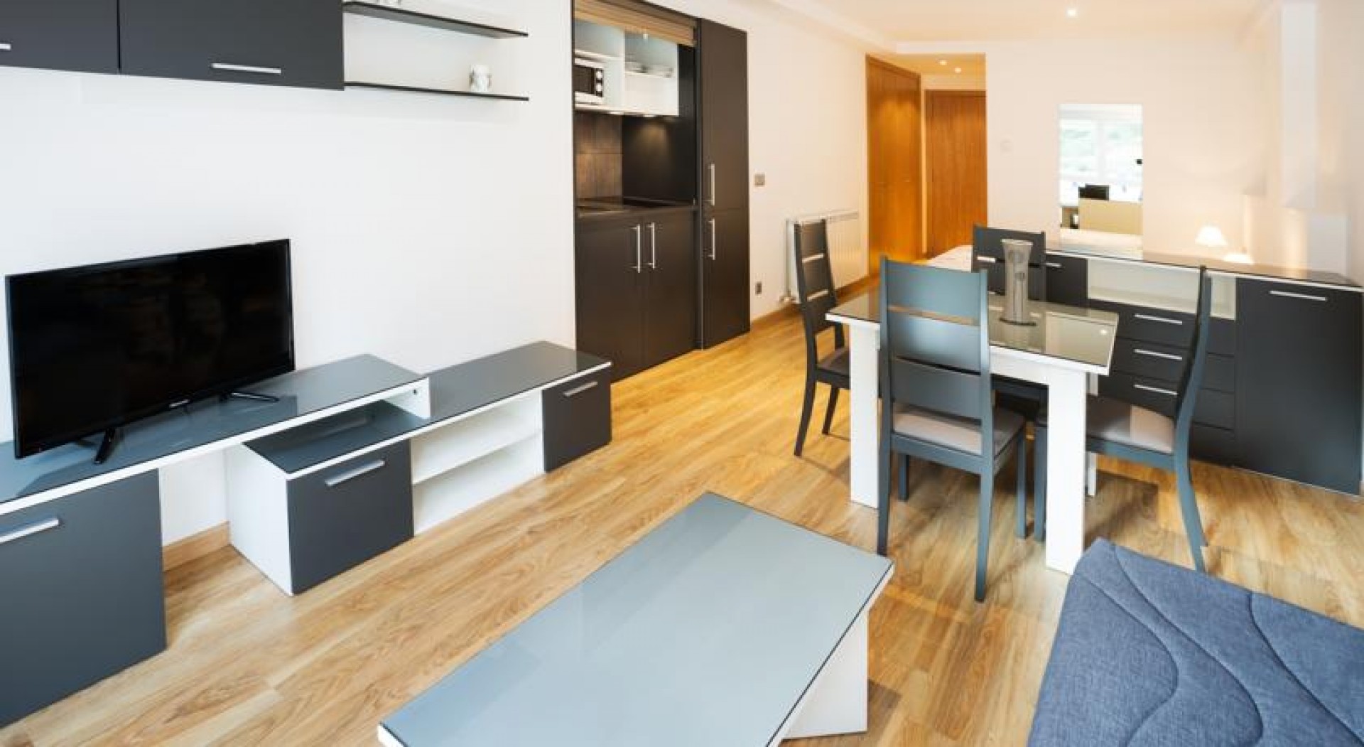 salon-andorra-con-niños_ESGTi.jpg