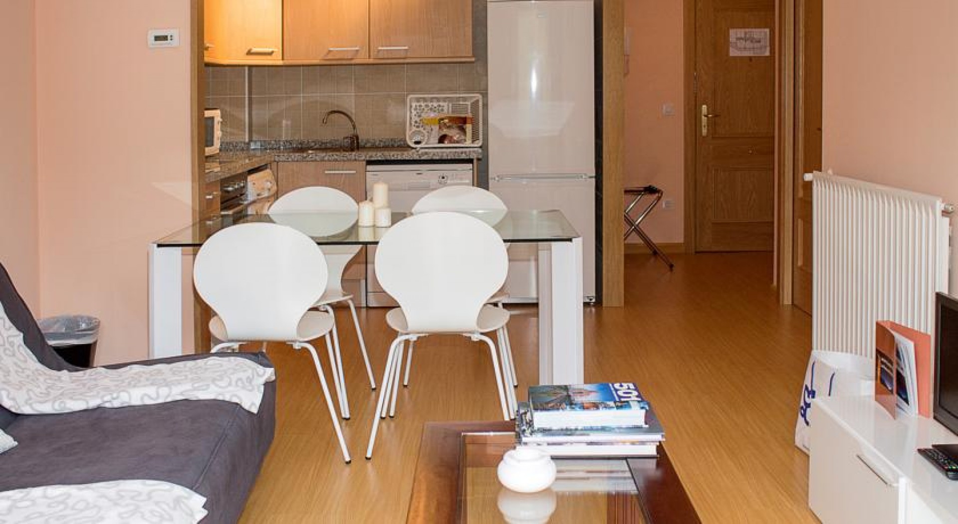 salon-andorra-con-niños_NnXYP.jpg