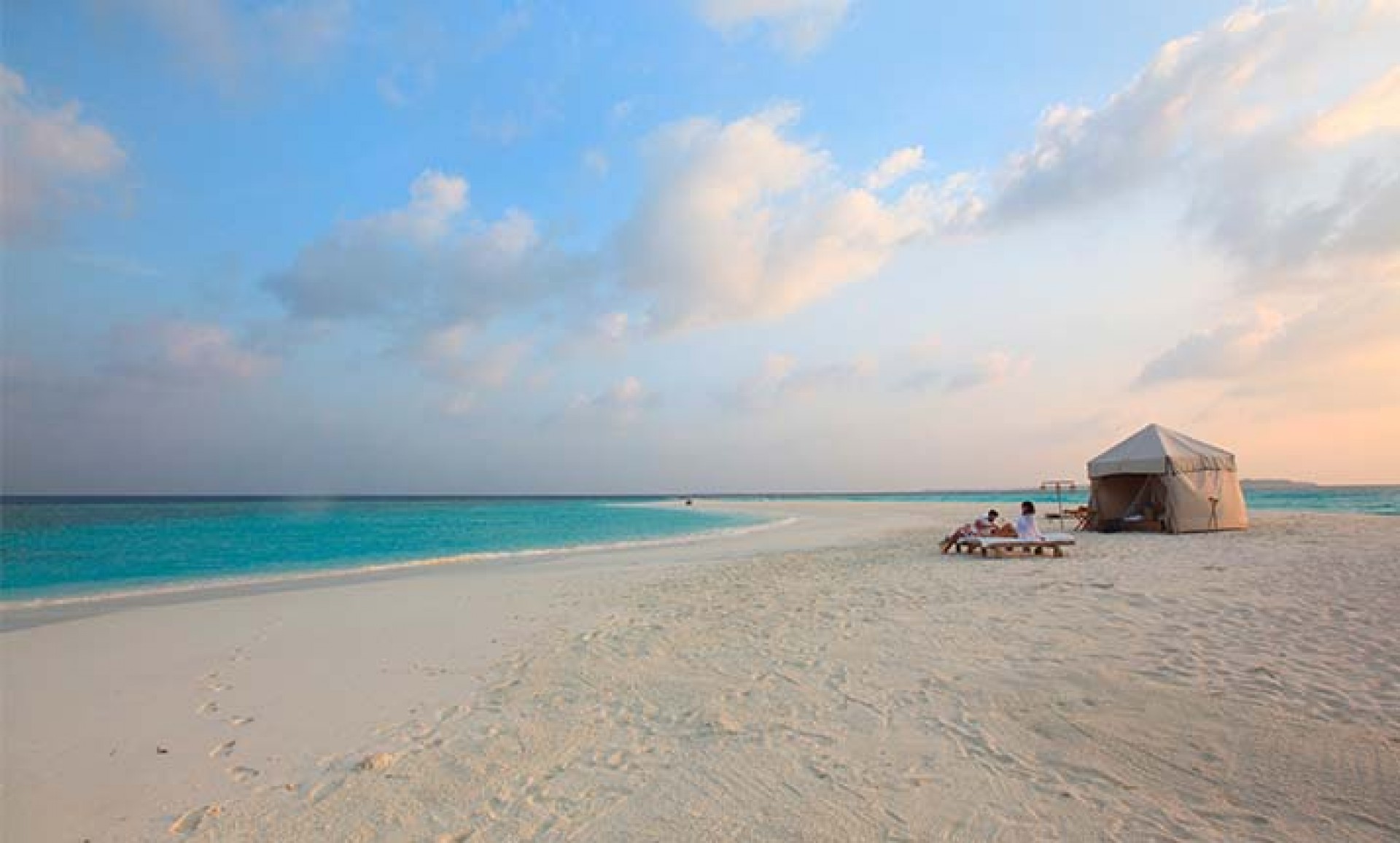 sand-bank-overnight-experience_266_726_AzjJB.jpg