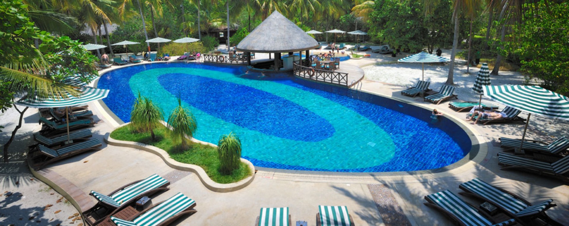 swimming_pool_622tG.jpg